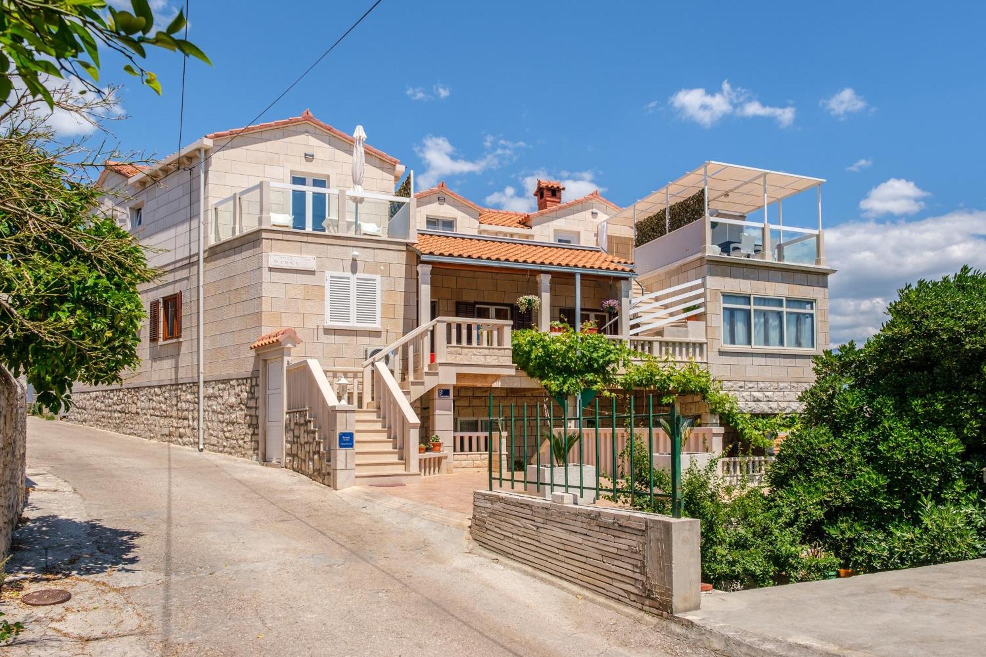 Apartments By The Sea Sumartin, Brac - 2952 Bagian luar foto